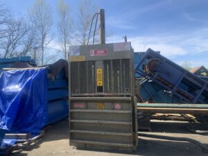 Used Vertical Baler Piqua HD2200