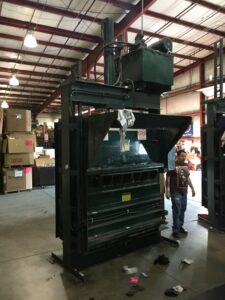 Used International STDS-6-1 Vertical Baler